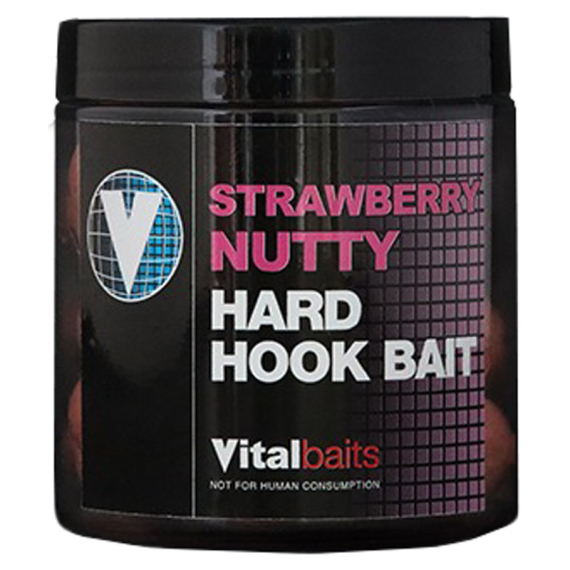 Vital Baits Strawberry Nutty 100 g i gruppen Madding / Boilies, krogagn og forfoder / Boilies hos Sportfiskeprylar.se (13-0031r)