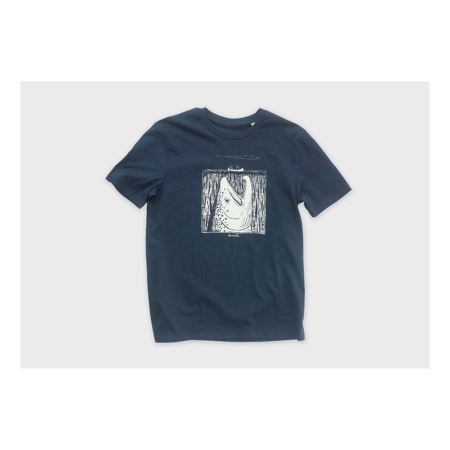 Lemmel T-shirt Moby Deep Sea organic cotton - Navy w white print i gruppen Beklædning og fodtøj / Beklædning / T-shirts hos Sportfiskeprylar.se (3010117-6034r)