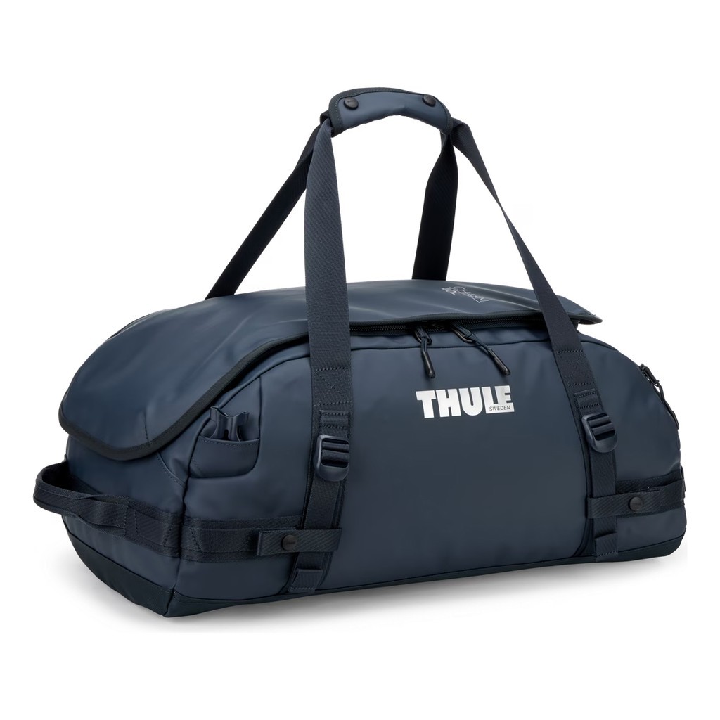 Thule Chasm Recycled Duffel 40L - Darkest Blue i gruppen Opbevaring / Duffelbags hos Sportfiskeprylar.se (3205590)