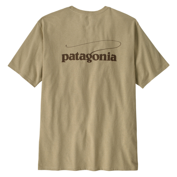 Patagonia M\'s Casting Logo Responsibili-Tee PUM i gruppen Beklædning og fodtøj / Beklædning / T-shirts hos Sportfiskeprylar.se (37811-PUM-Lr)