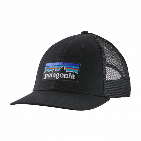 Patagonia P-6 Logo LoPro Trucker Hat Black i gruppen Beklædning og fodtøj / Kasketter og hovedbeklædning / Kasketter / Trucker caps hos Sportfiskeprylar.se (38283-BLK-ALL)