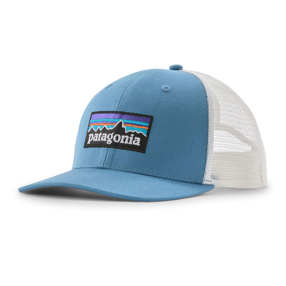 Patagonia P-6 Logo Trucker Hat SHRB i gruppen Beklædning og fodtøj / Kasketter og hovedbeklædning / Kasketter / Trucker caps hos Sportfiskeprylar.se (38289-SHRB-ALL)