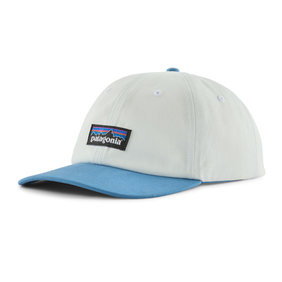 Patagonia P-6 Label Trad Cap BISB i gruppen Beklædning og fodtøj / Kasketter og hovedbeklædning / Kasketter / Trucker caps hos Sportfiskeprylar.se (38296-BISB-ALL)