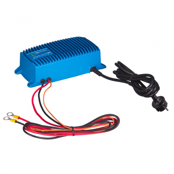 Victron Energy Blue Smart IP67 24V/8A i gruppen Bådelektronik / Batterier og opladere / Batteriopladere hos Sportfiskeprylar.se (BPC240813006)