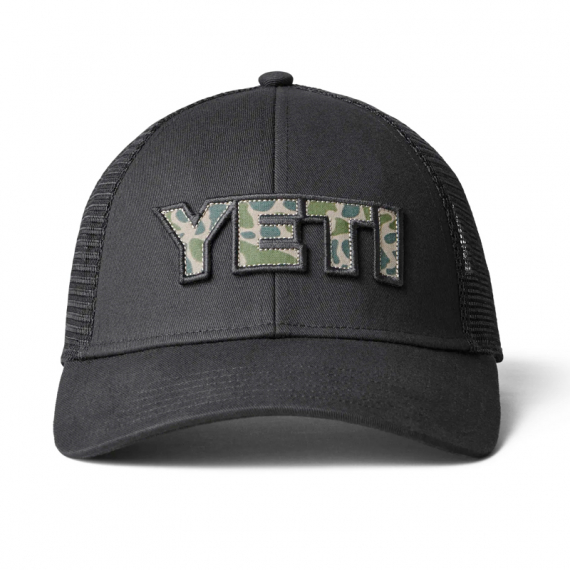 Yeti Camo Logo Badge Low Pro Trucker Hat Black i gruppen Beklædning og fodtøj / Kasketter og hovedbeklædning / Kasketter / Trucker caps hos Sportfiskeprylar.se (H005B)