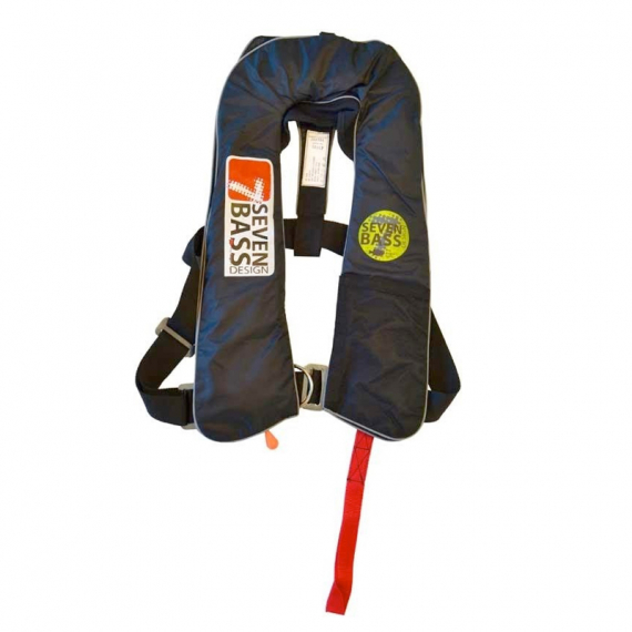 Seven Bass Life Jacket Legacy 150N Full Black i gruppen Beklædning og fodtøj / Flydebeklædning / Redningsveste / Oppustelige redningsveste hos Sportfiskeprylar.se (SB-TGLB)