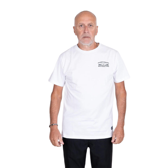 SQRTN X Wolfcreek Lures Tee, White i gruppen hos Sportfiskeprylar.se (SQWC-001-Sr)